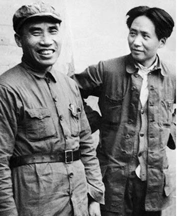 毛澤東與朱德在陜北。